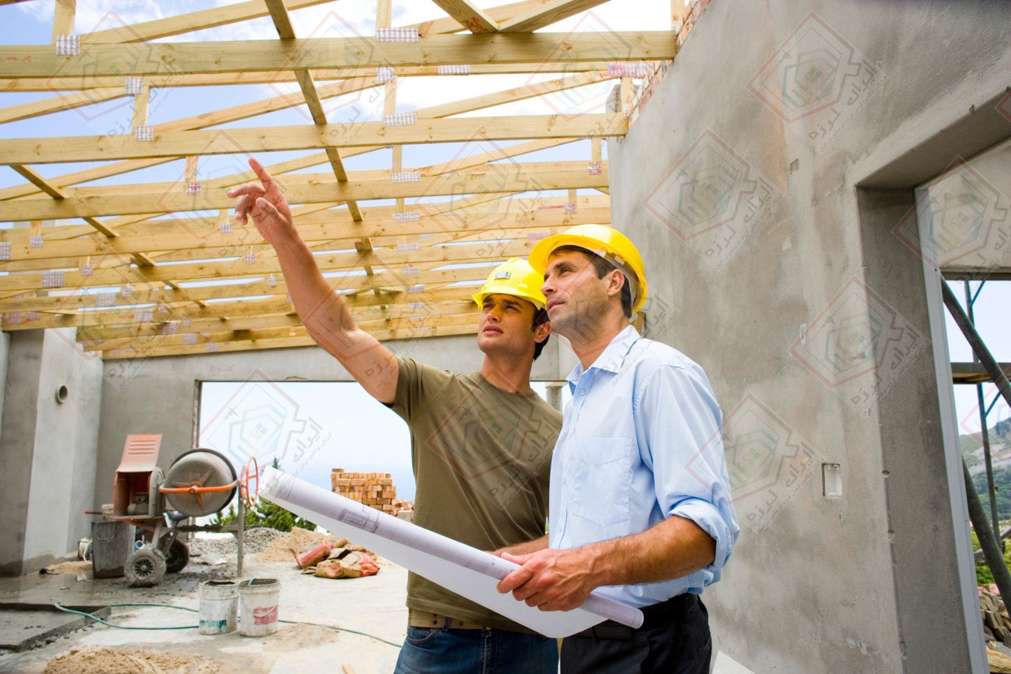 نظارت و بررسی پروژه‌های عمرانی ازجمله وظایف یک مشاور ساختمانی